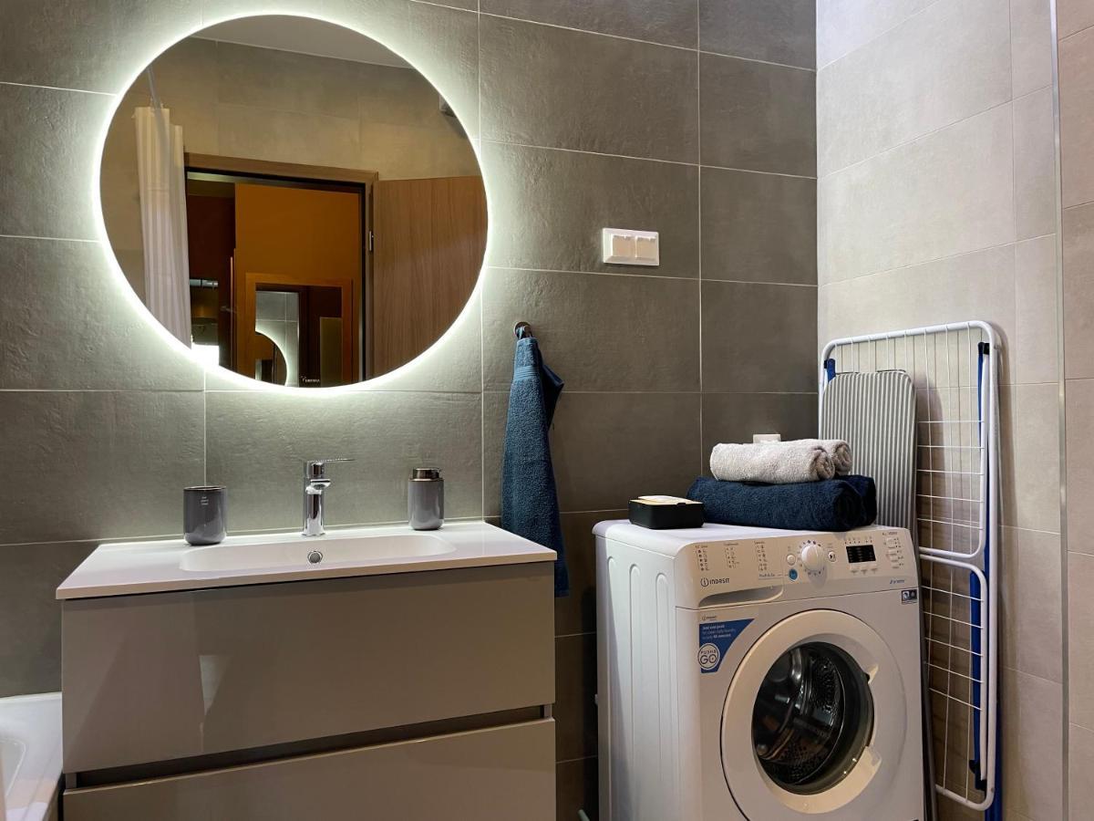 Macropolis Apartments Miskolc Eksteriør billede