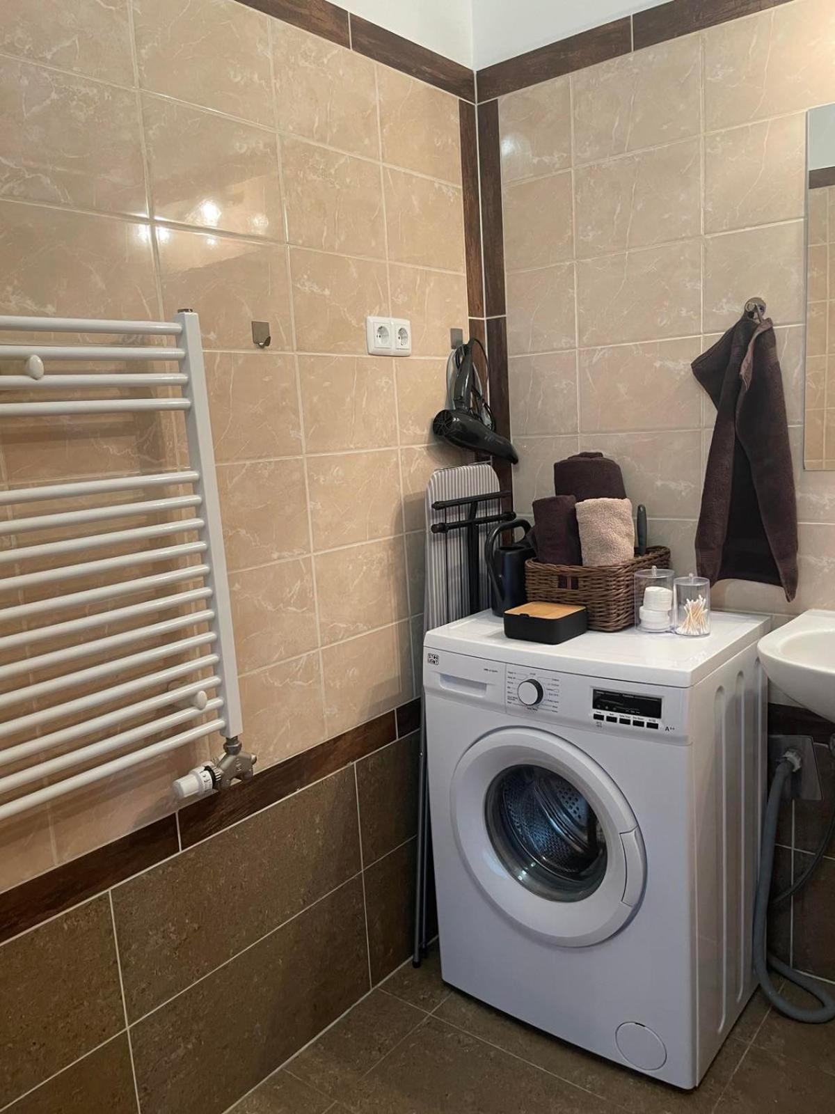 Macropolis Apartments Miskolc Værelse billede